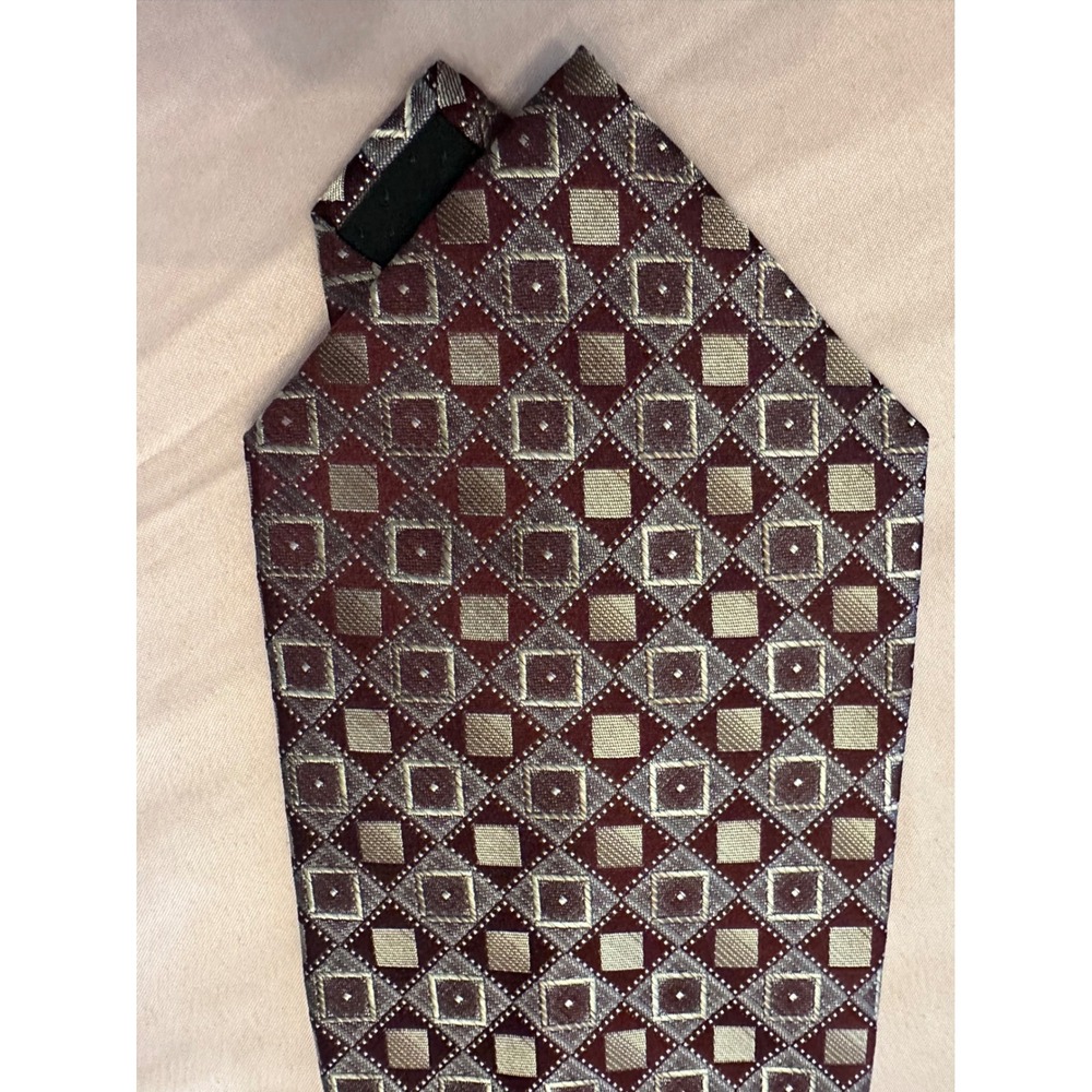 Joseph & Feiss International Mens Silk Tie Burgundy Gold Geometric Diamond 4x56